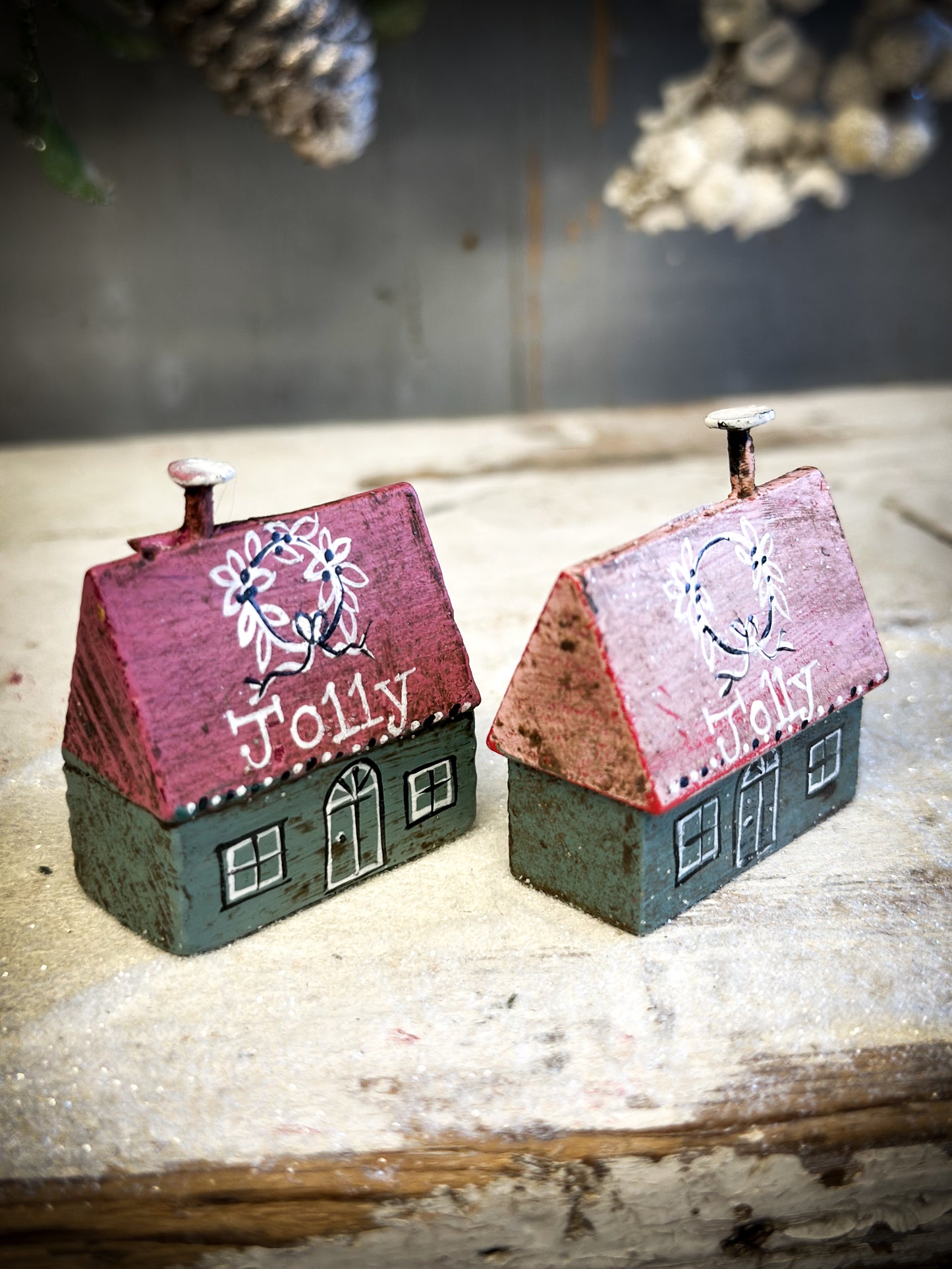 A Pretty Vintage German Erzgebirge Putz Wooden Village House “Jolly”