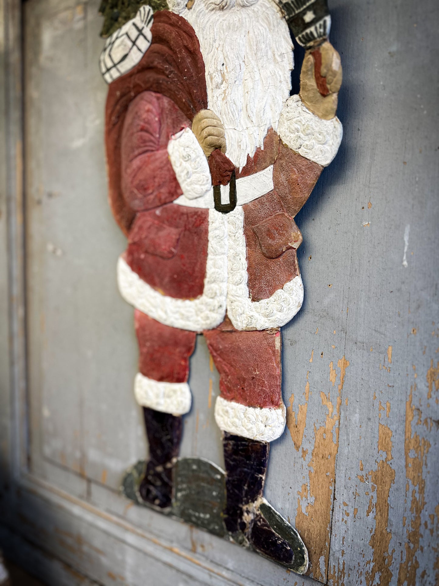 Early 20th-Century German Father Christmas Plaque
c.1920–1935 With Oral Provenance from the Bletchley Museum Collection
