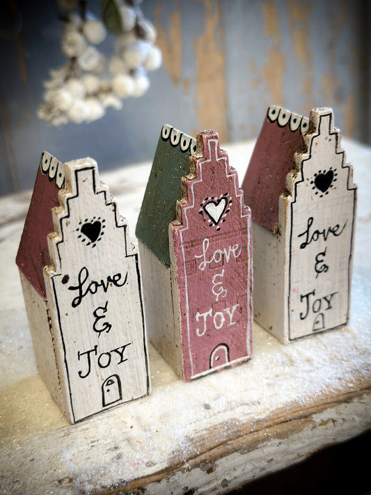 A Pretty Vintage German Erzgebirge Putz Wooden Village House “Love & Joy” White