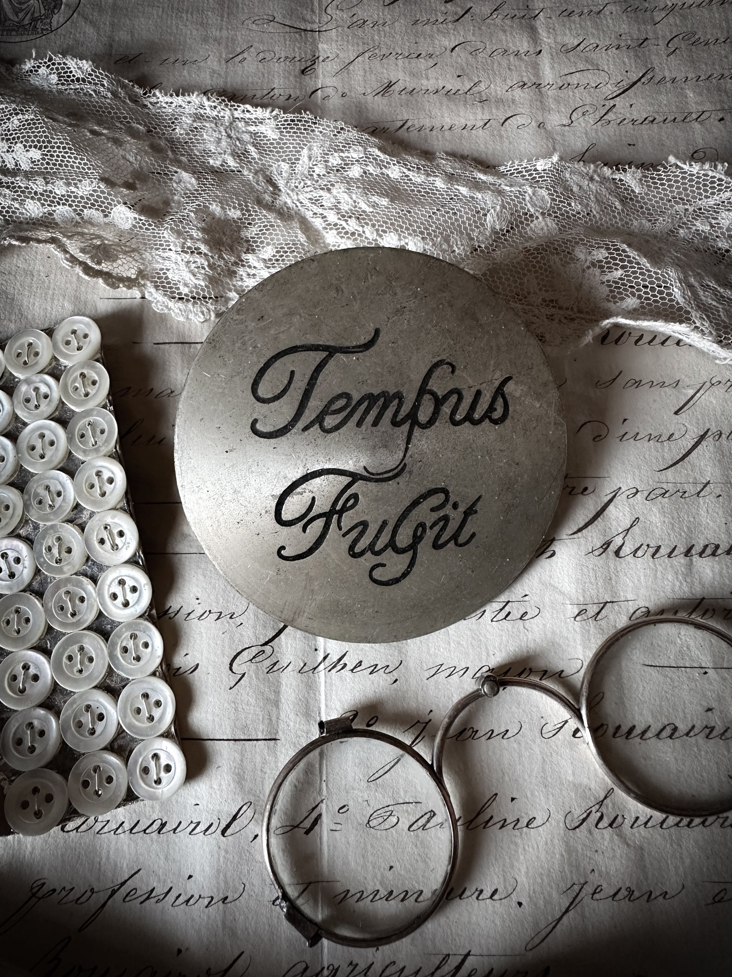 Antique ‘Tempus Fugit’ clock boss