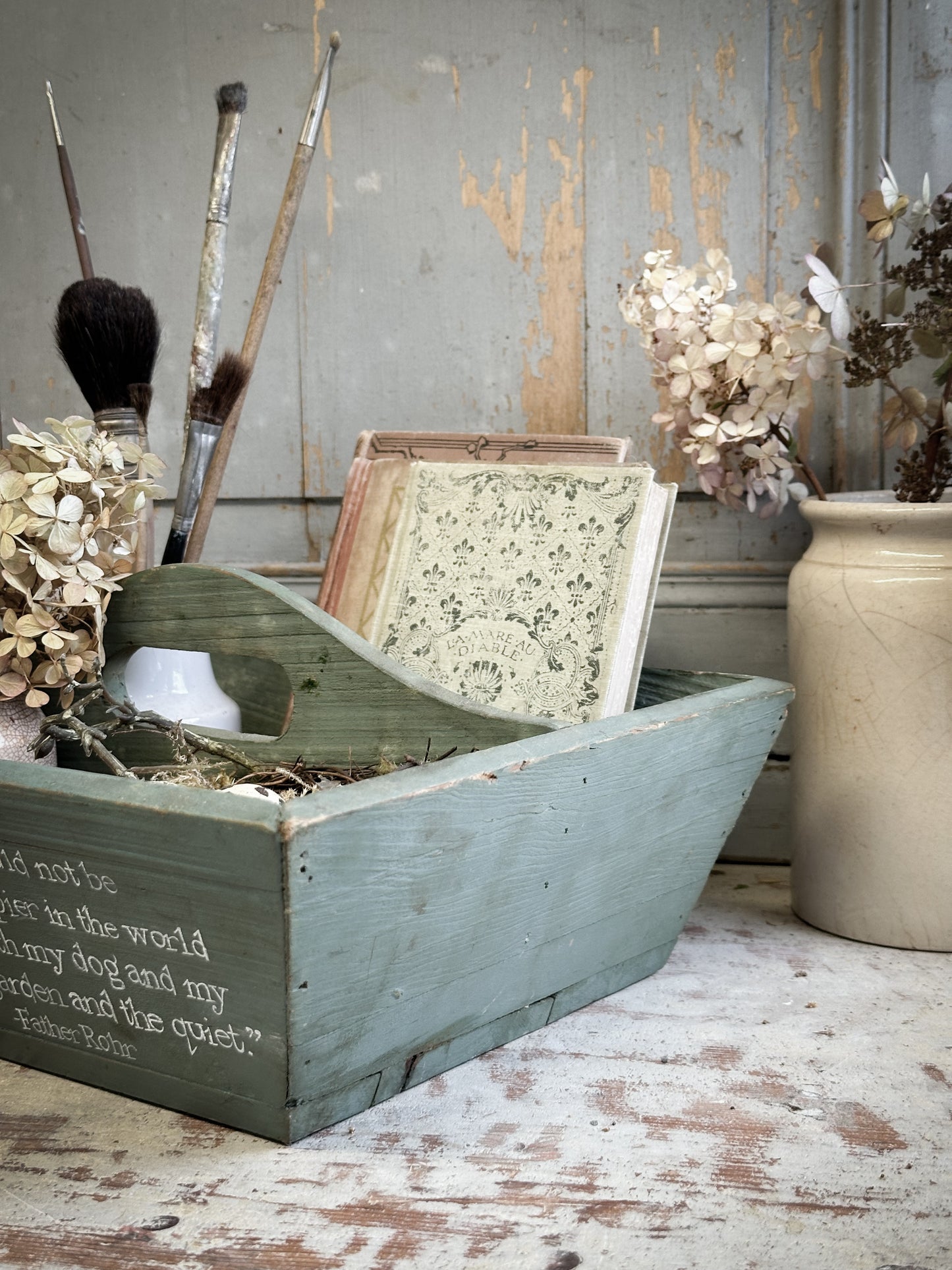 A Vintage Chippy Paint Wooden Trug With Garden Quote