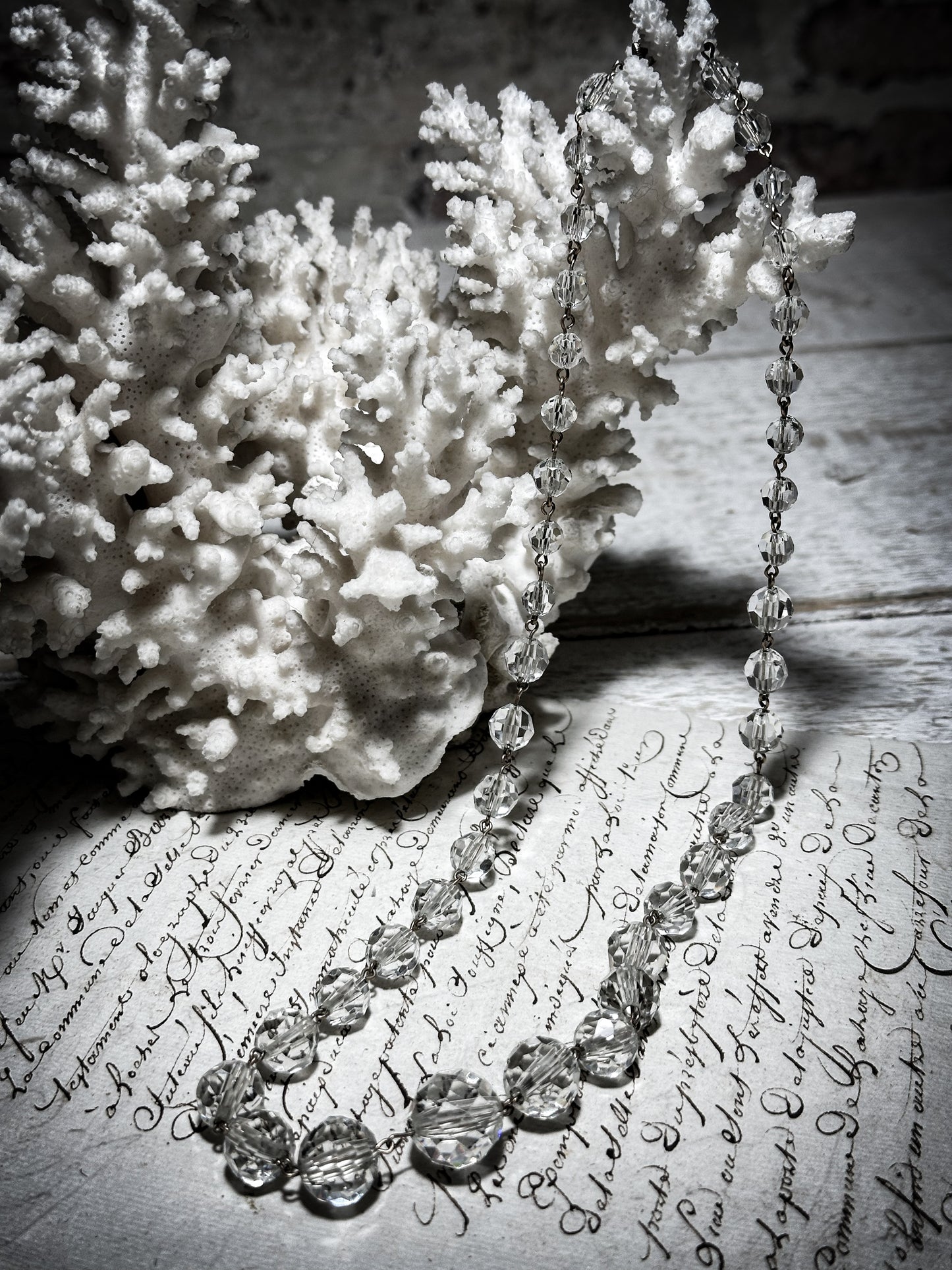 A Stunning vintage Wired Crystal Necklace