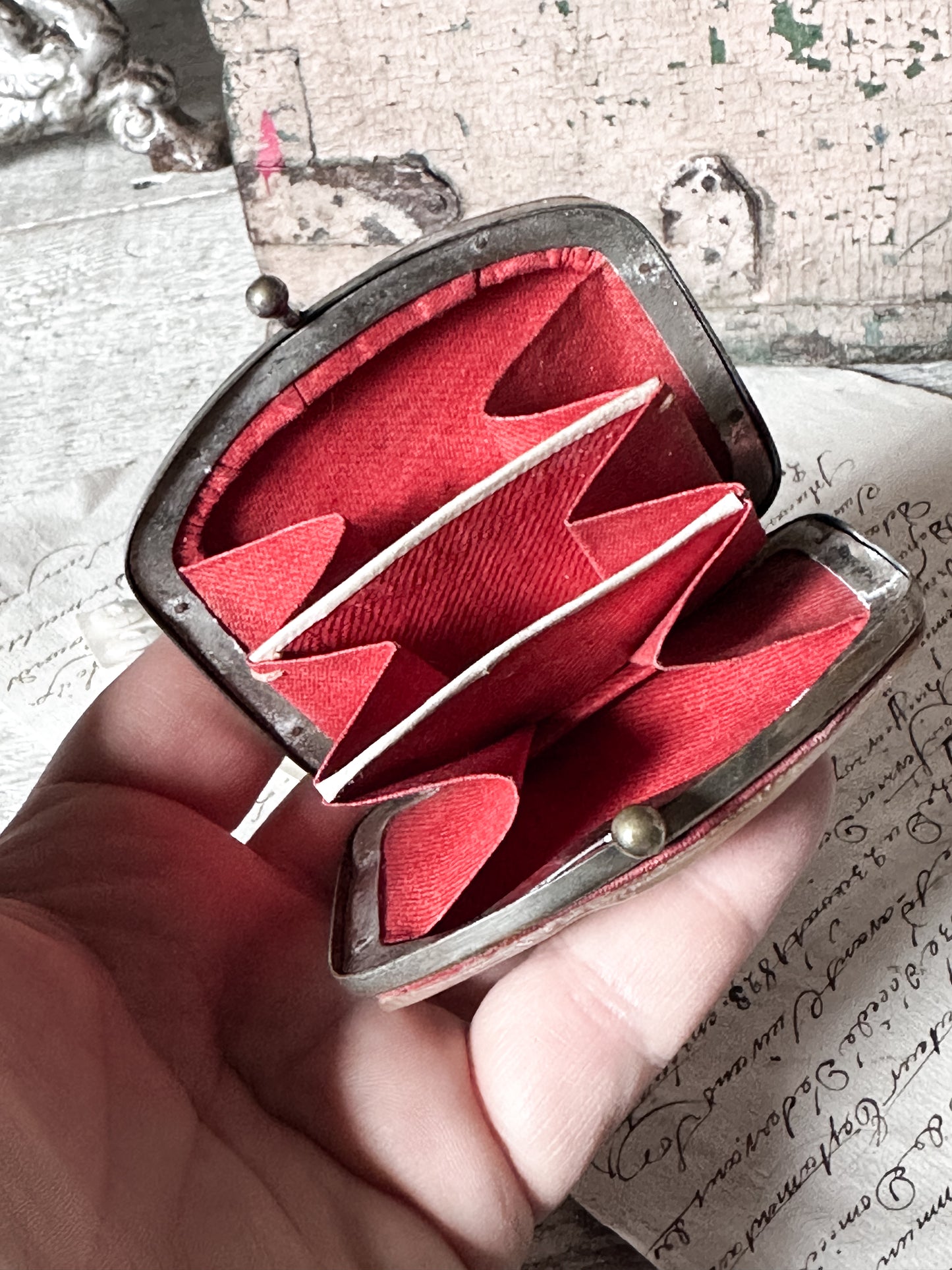 Antique Mother of Pearl Coin Purse – French Compact