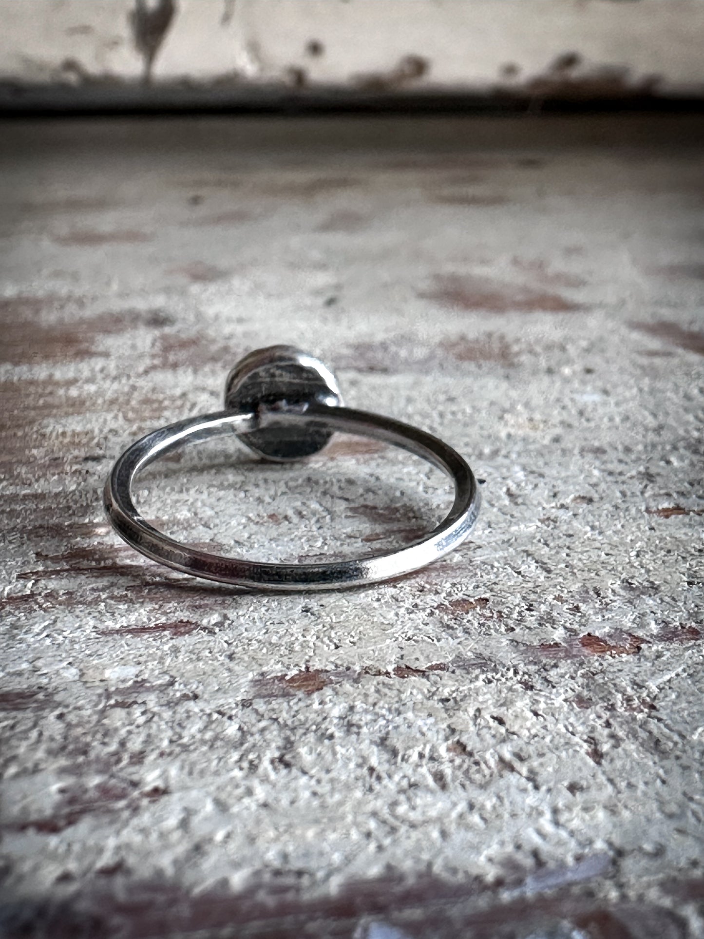 Little Meadow Ring – Fine Silver Botanical Sprig Ring