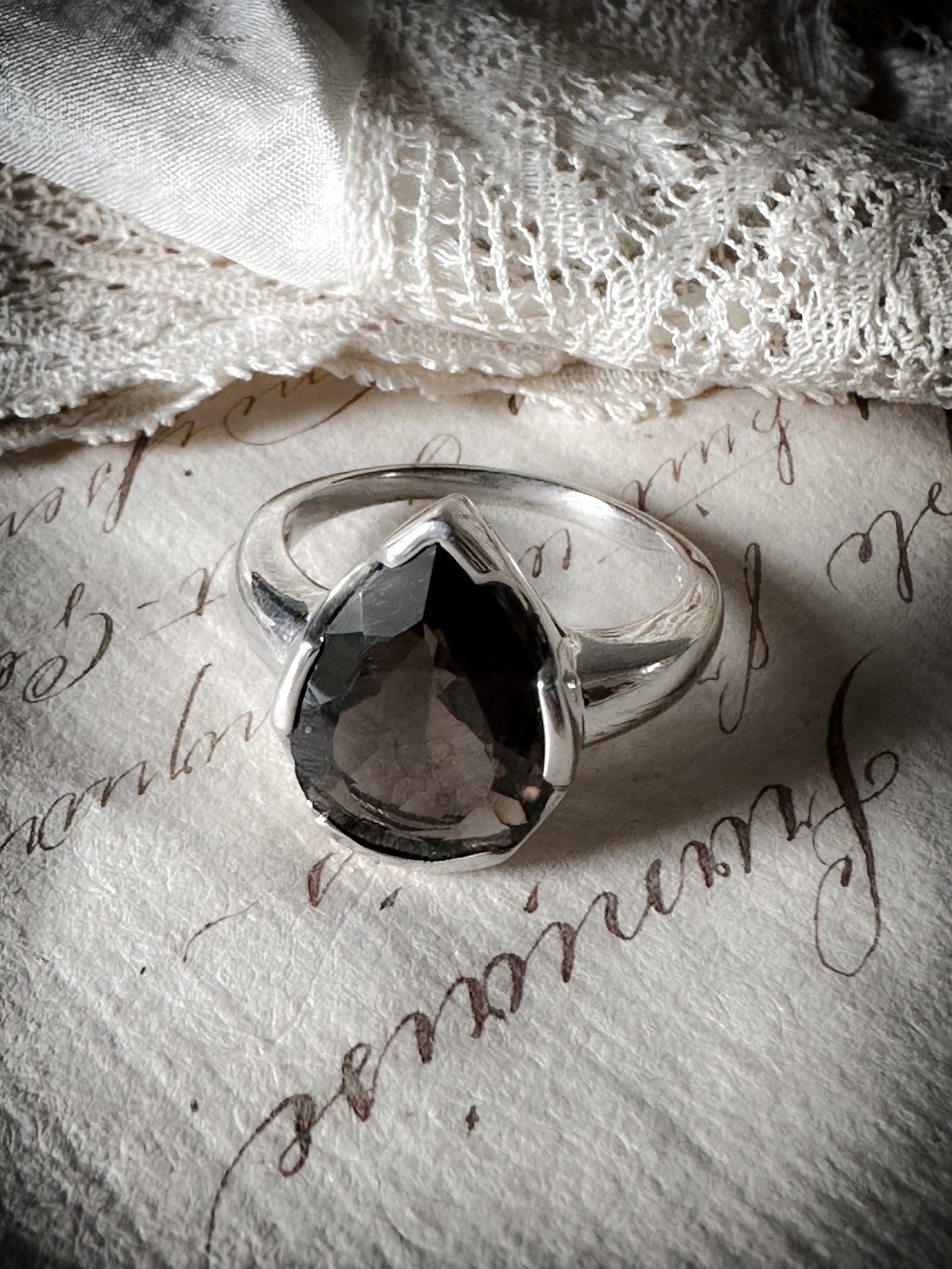 Striking vintage silver Smokey Quartz pear shaped Ring