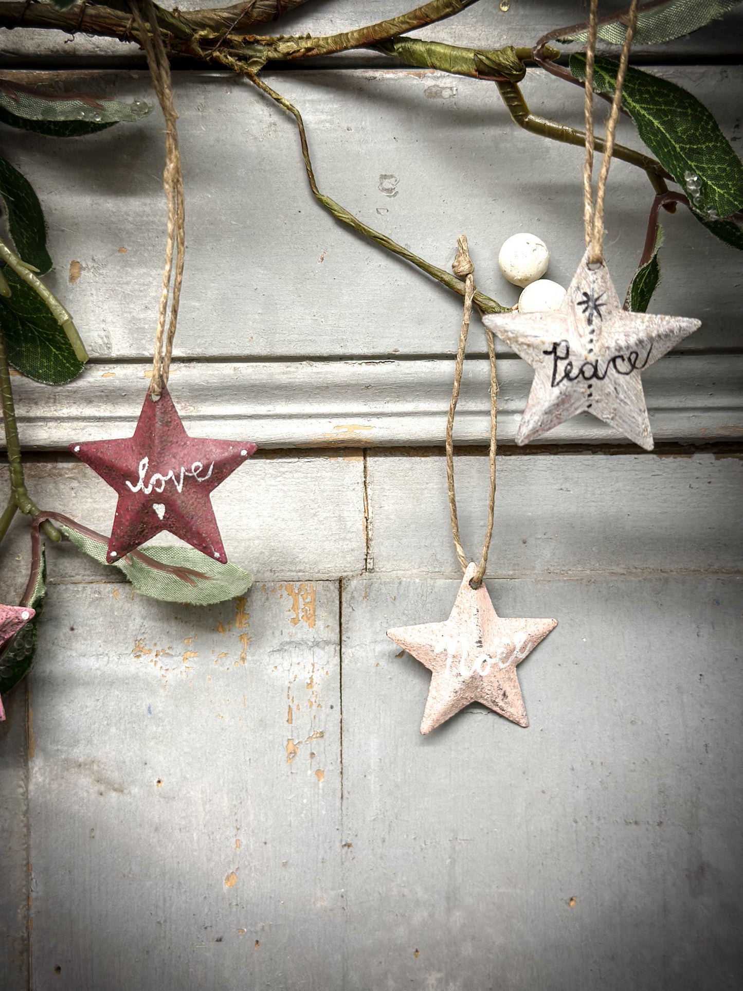 A Mini Pale Pink Tin Barn Star Christmas Decoration “Noël”