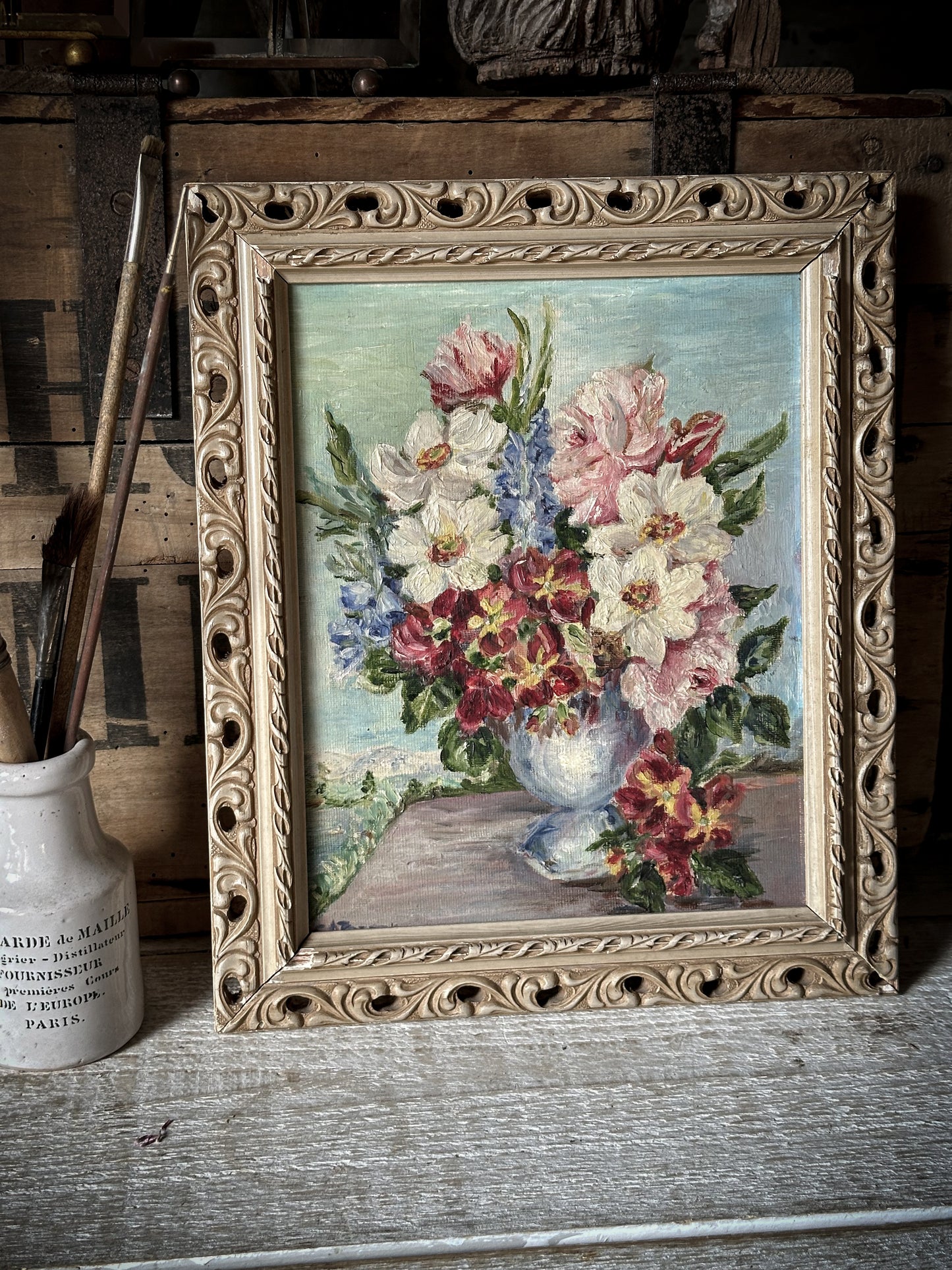 A beautiful vintage Oil Painting of Flowers