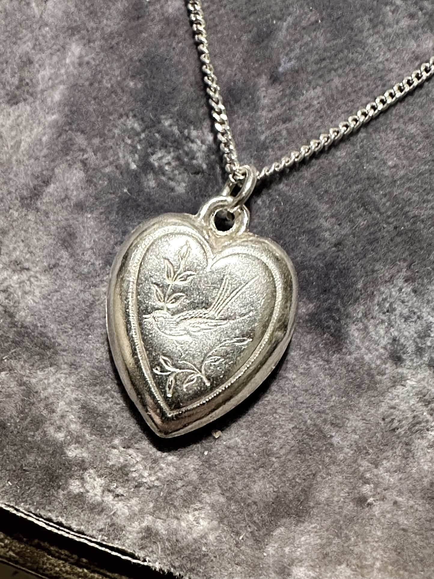 Pretty Victorian silver love token with swallow birds