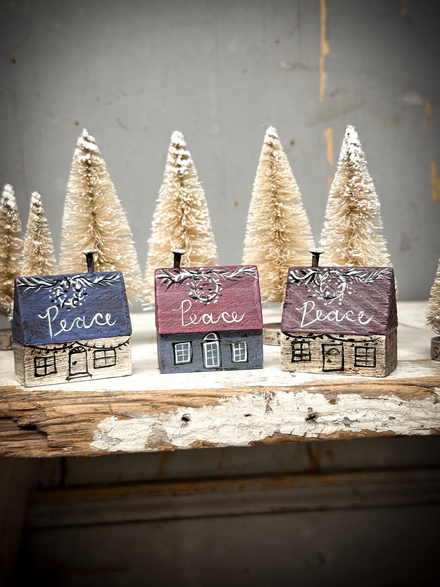 A small Vintage German Erzgebirge Putz Wooden Village House “Peace”