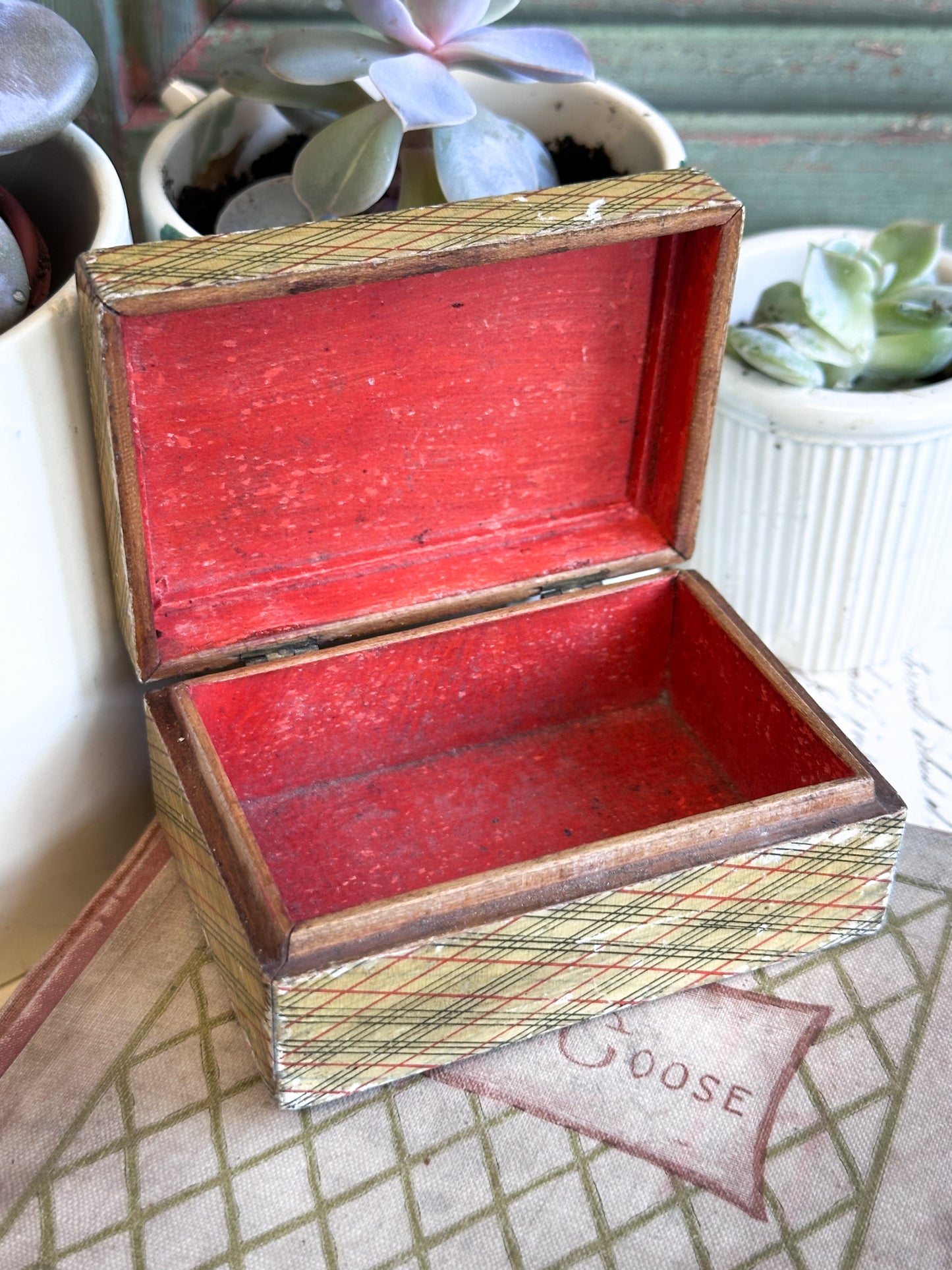 “Walk the Way of Your Heart” – Antique French Hand Painted Box