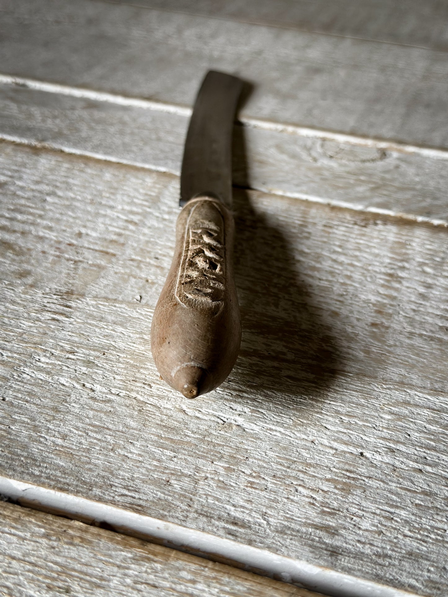 Antique English Treen Bread Knife | Hand-Carved “BREAD” Folk Art Handle | 33cm Kitchenalia