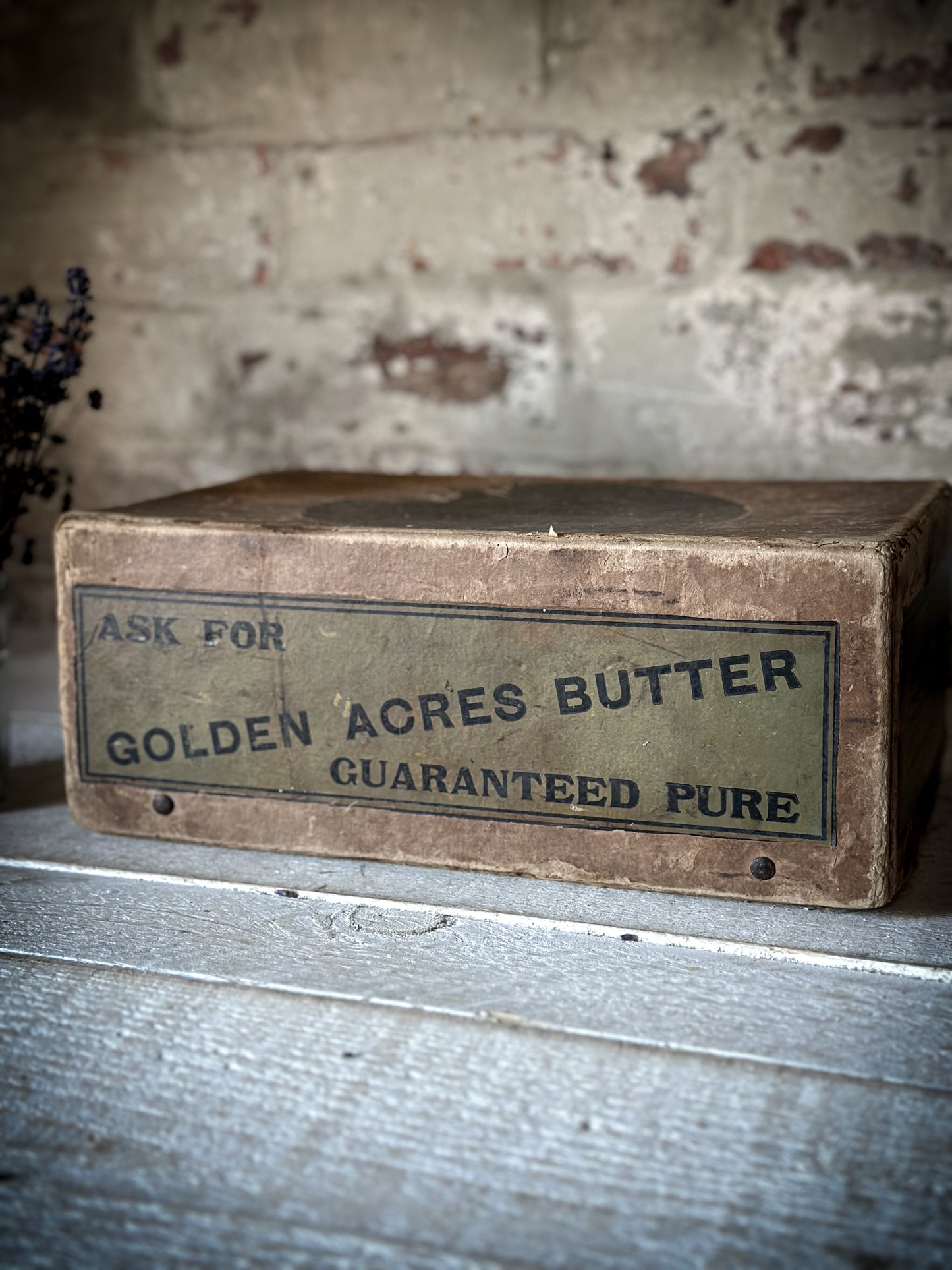 Fabulous vintage butter box