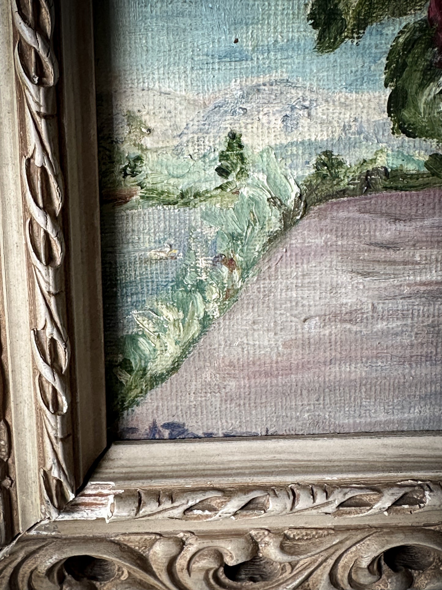 A beautiful vintage Oil Painting of Flowers