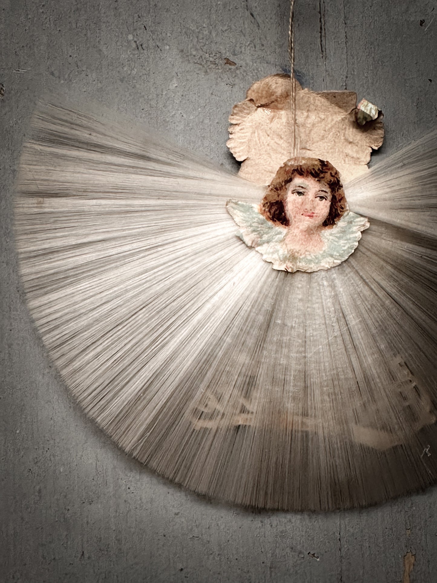 Antique German Spun-Glass Fan Ornament with Victorian Angels (c. 1890–1910)