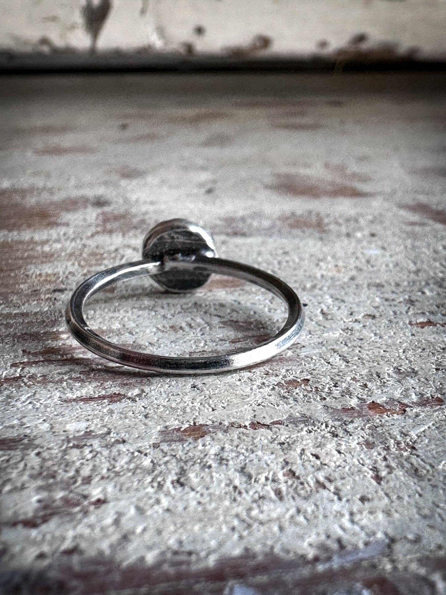 Little Meadow Ring – Fine Silver Botanical Sprig Ring