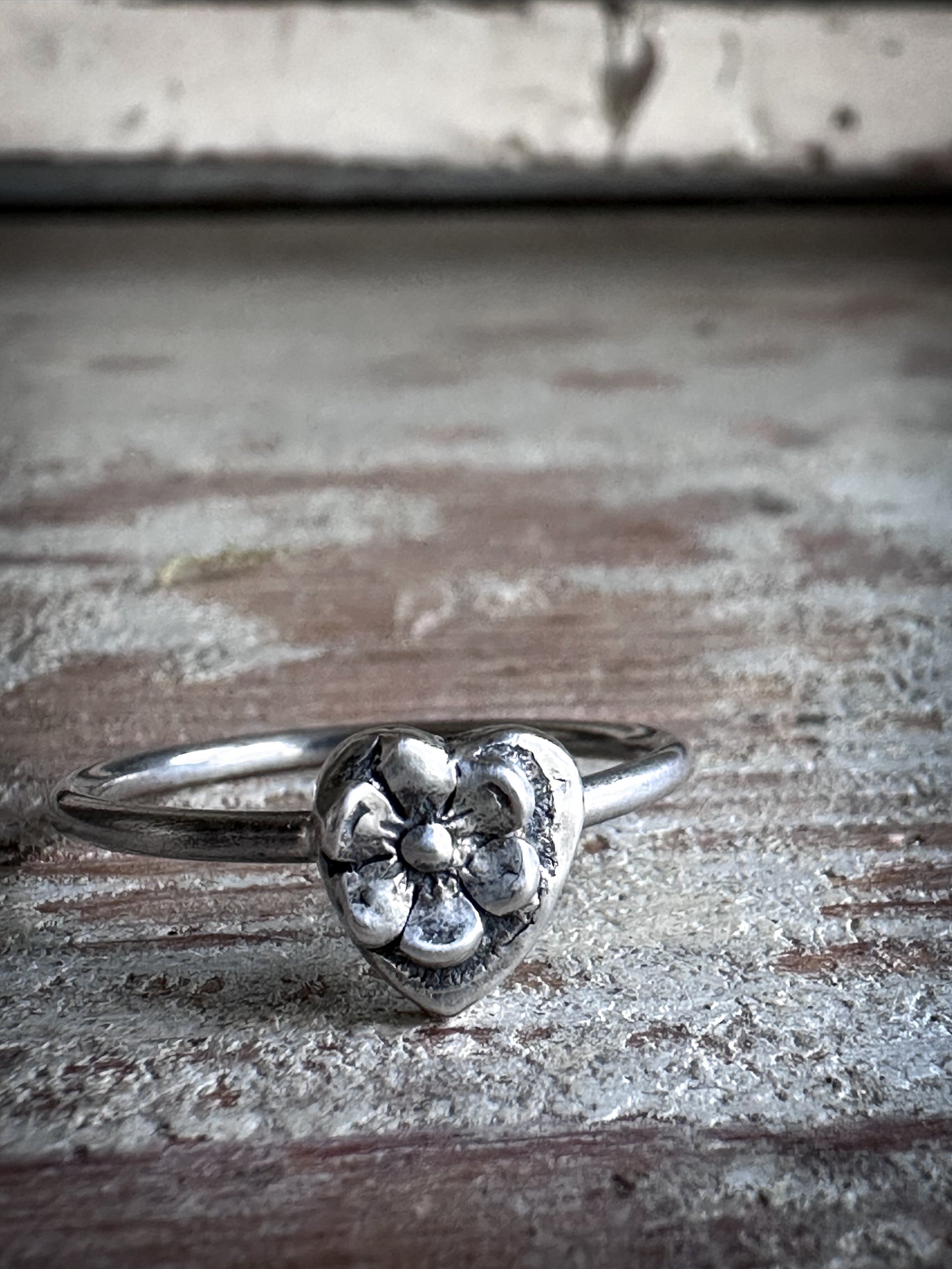 Moon Garden Heart Ring – Fine Silver Floral Heart