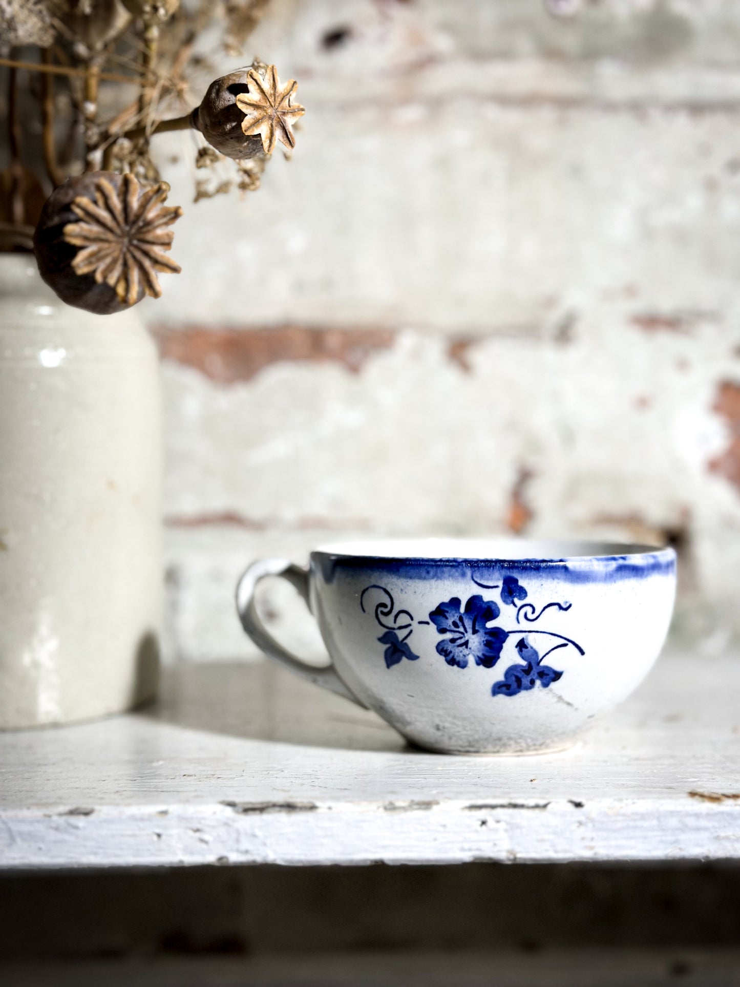 Sponge Ware Antique Blue and White French Cup