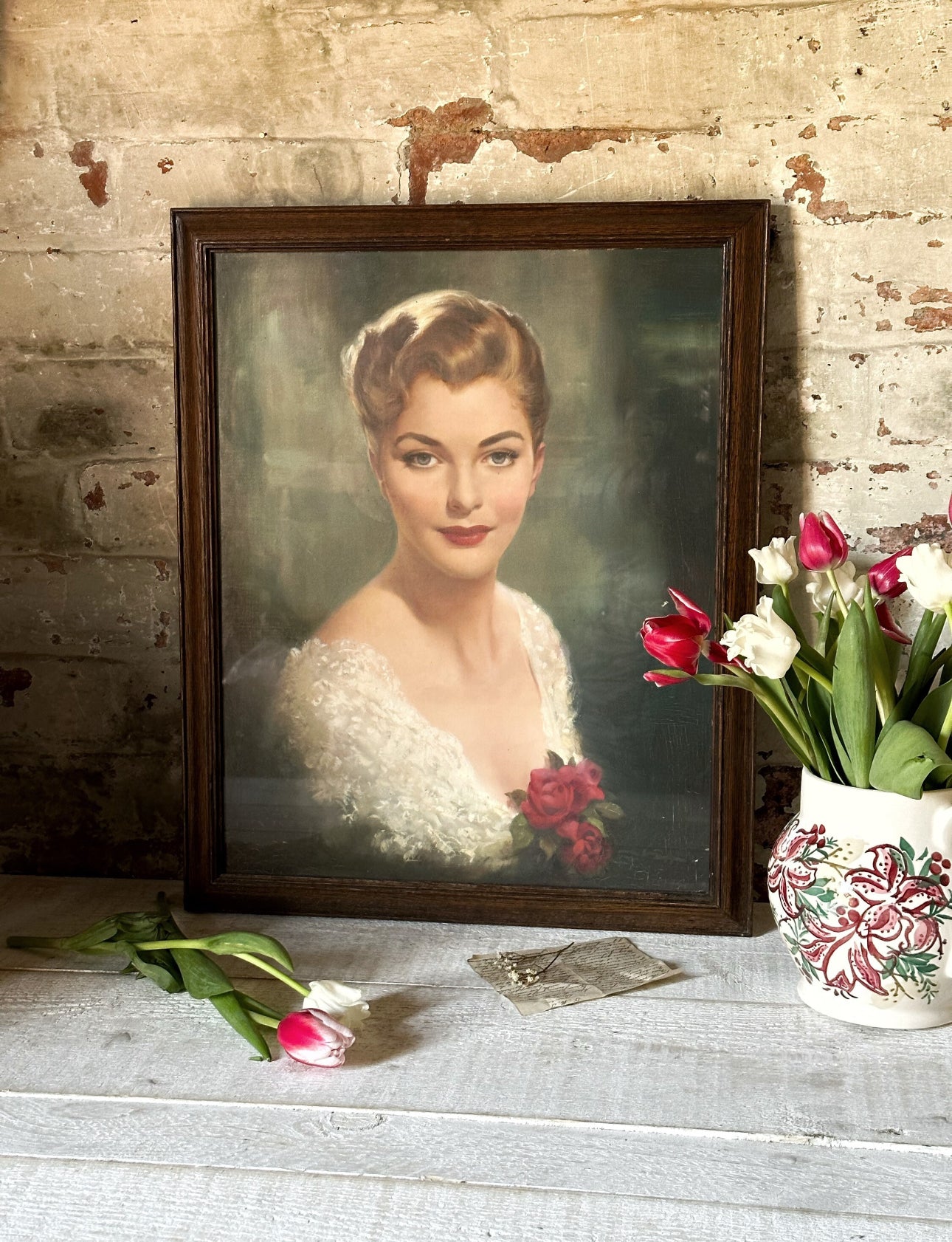 A stunning original mid century oil on canvas Hollywood glamour portrait of a lady